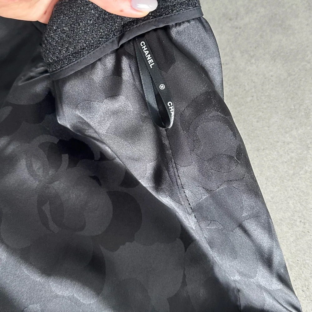 CHANEL Elegant Black Men's Shorts